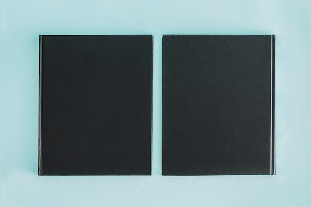 最近同学合伙想开个小店 网店也行 实体店也行 给点关于开店方面的策划 关于卖服装