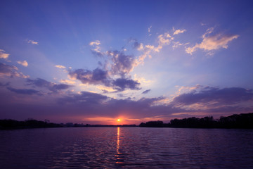 48岁如何配置保险？